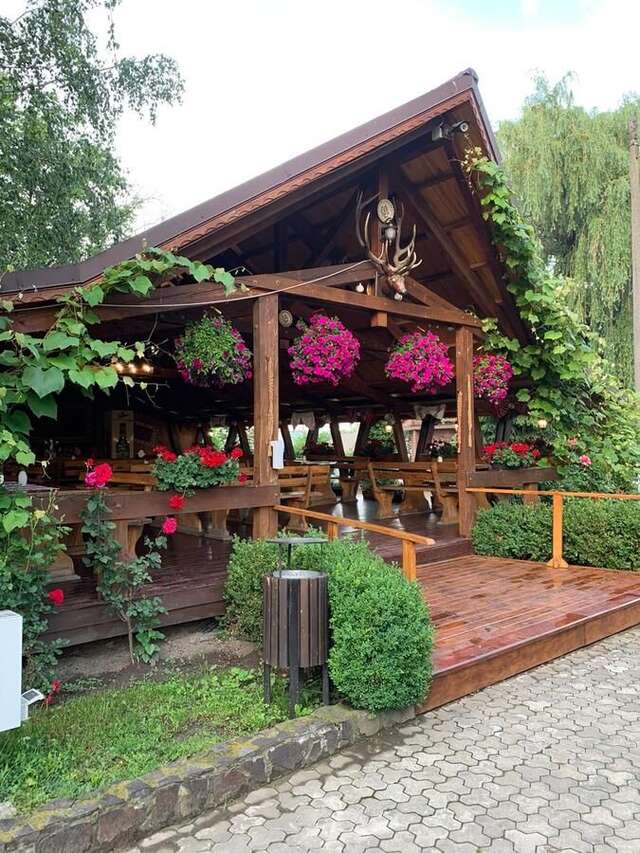 Гостевой дом Hanul Drăgușeni Ungheni-8